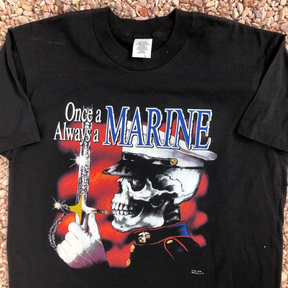 Vintage Single Stitch Graphic T-shirt Size Lrg